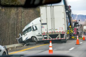 Wypadek na pasie awaryjnym autostrada