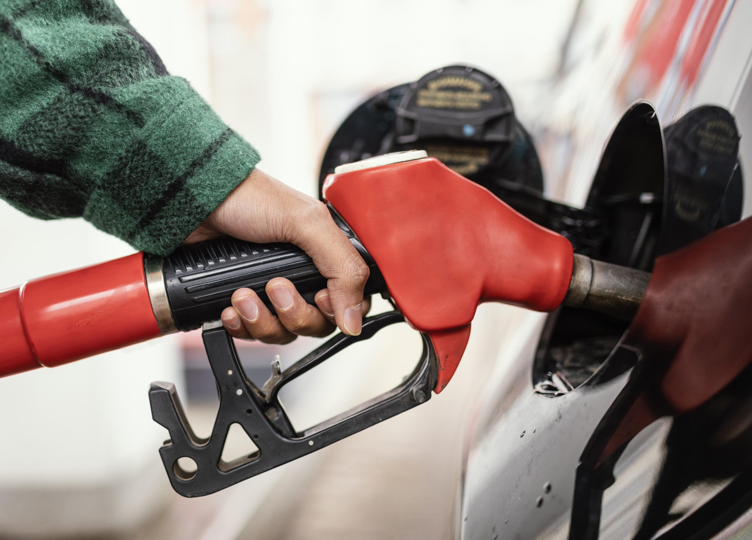 Na stacjach paliw pojawi się wkrótce nowy rodzaj benzyny. Paliwo oznaczane jako E10 będzie zawierać do 10 proc. bioetanolu